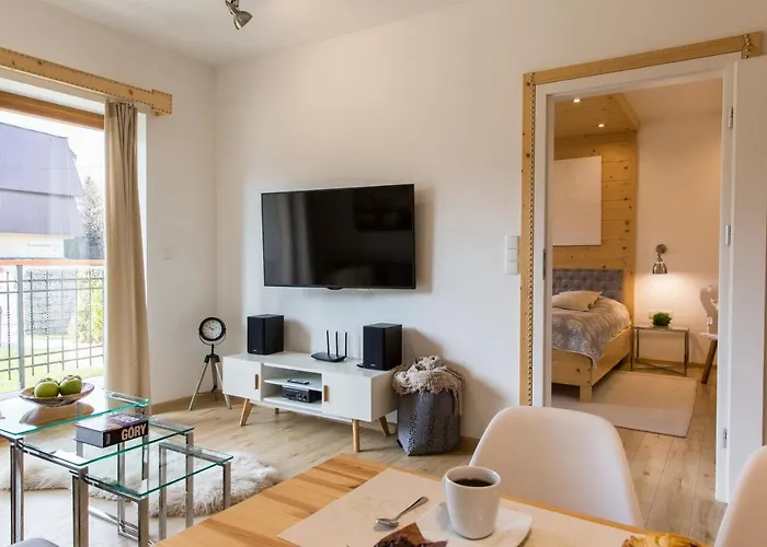 Owczarnia アパート ザコパネ